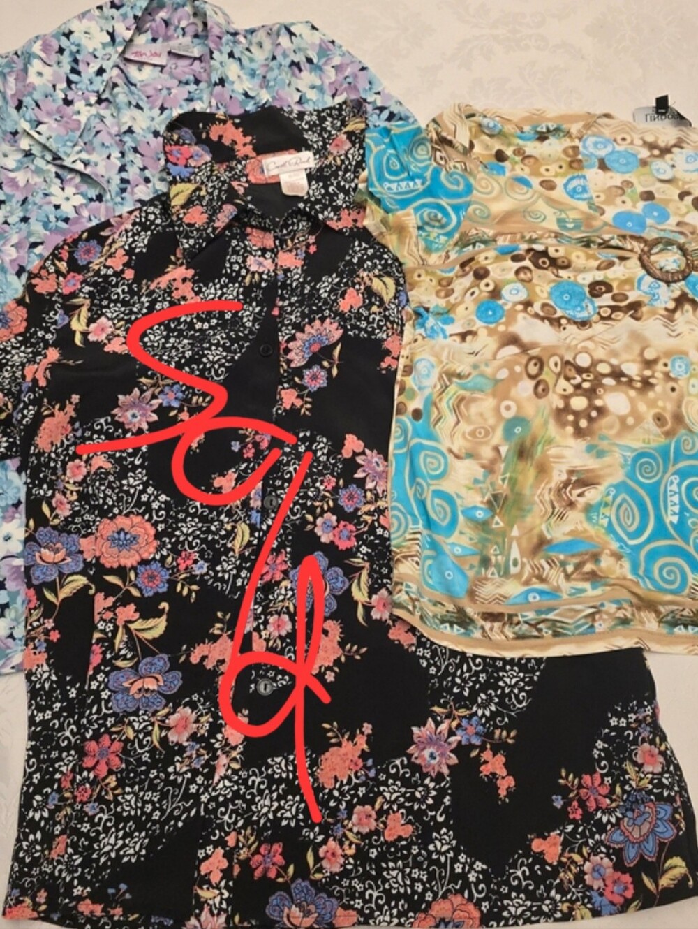 Floral Print Top & Cream Turquoise Shirt Bundle